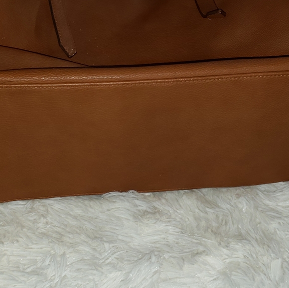 Purse - Picture 2 of 6